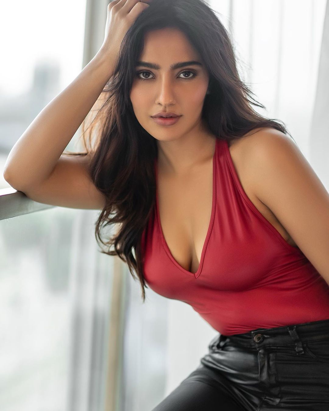 Neha Sharma  Height, Weight, Age, Stats, Wiki and More